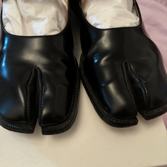 Maison Margiela Black Tabi Mary Jane Loafers - Picture 3 of 6